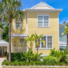 Oceanside Anglers Reef Home with Beach, Pool and Kayaks