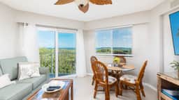 Sunbeam Dream 2BR Oceanfront Condo in Florida Keys
