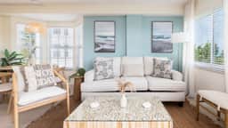 Unbeatable Views from Lux Oceanfront End Suite