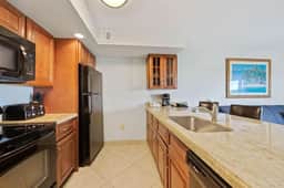 Airy Top Floor Blue Heron Suite; Ocean Pointe 3407