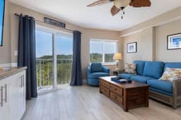 Breathtaking Oceanfront Escape•Endless Views +Pool - Image 4