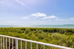 Front-Row to the Ocean•Stunning Views +Pool Access - Image 2