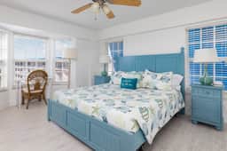 Designer Comforts & Ocean Views- Ocean Pointe 2416 - Image 3
