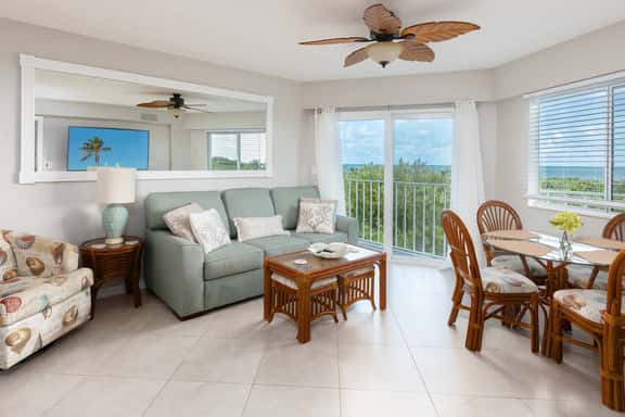 Sunbeam Dream Oasis [Ocean Pointe 4211] - Image 1