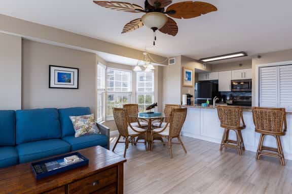 Breathtaking Oceanfront Escape•Endless Views +Pool - Image 1