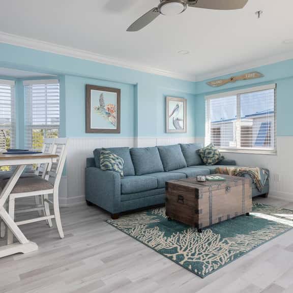 Seaside Escape with Luxe Interior and Ocean Views - Image 1