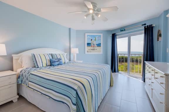 Bright & Sunny Suite w/ Magnificent Ocean Views