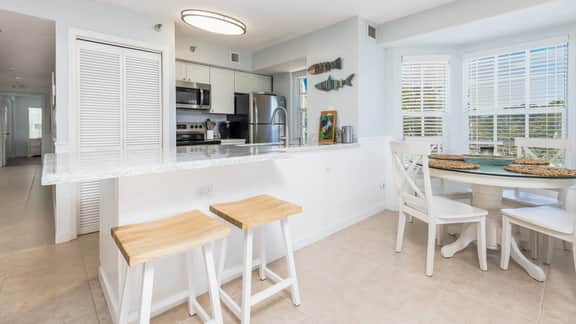 Coastal Hideaway for Ocean Enthusiasts - OP 2301