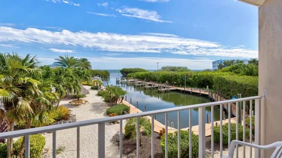 Marina & Ocean Front Suite 5202