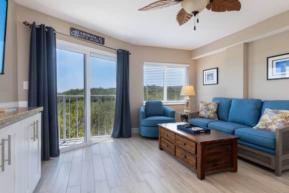 Breathtaking Oceanfront Escape•Endless Views +Pool - Image 4