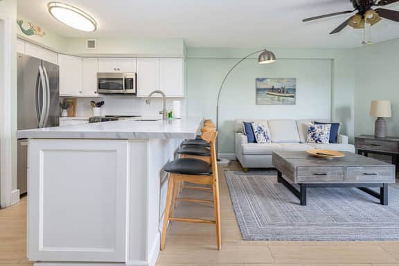 Relax by Keys Waters Ocean Pointe Suites 2209 - Image 3