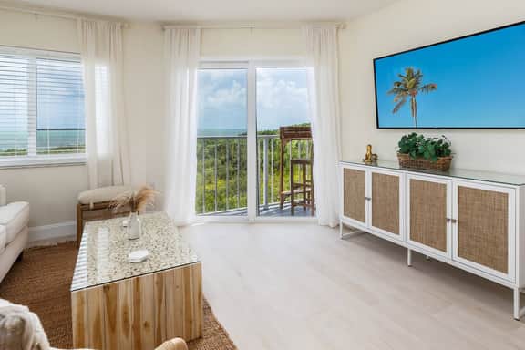 Oceanfront Bliss • Wall-to-Wall Water Views + Pool - Image 5