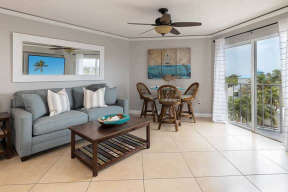Sunrise Breeze on the Marina [Ocean Pointe 5302] - Image 3