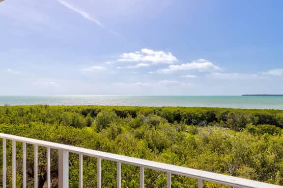 Front-Row to the Ocean•Stunning Views +Pool Access - Image 2