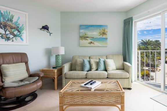 Marina & Ocean Front Suite 5202 - Image 2
