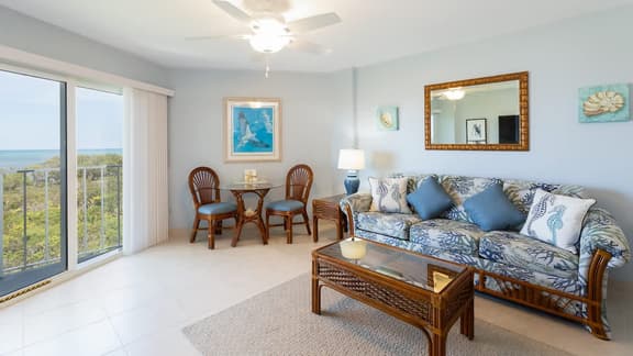 Birds Eye Loft Perched Above the Marina 1BR 1BA 5413