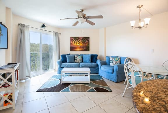 Keys Waterfront Condo: Beach, Pool & Sunset Views!