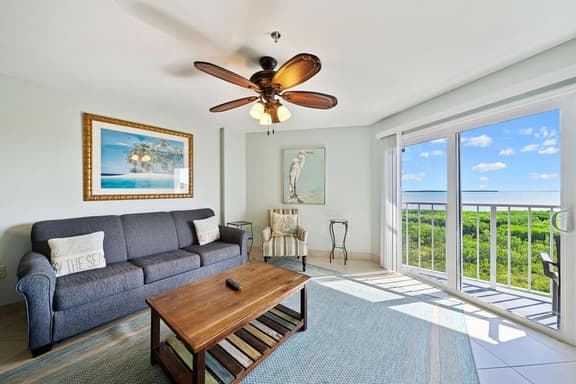Airy Top Floor Blue Heron Suite; Ocean Pointe 3407