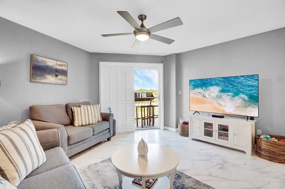 Sunshine and Sandbars Waterfront Condo