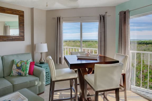 Charming & Tranquil Condo at Ocean Pointe-Sleeps 6
